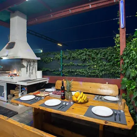 Fay Βίλα Σπλιτ